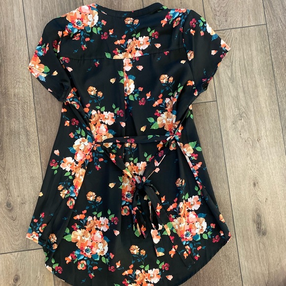 Maternity Floral Blouse/Tunic - Picture 2 of 5